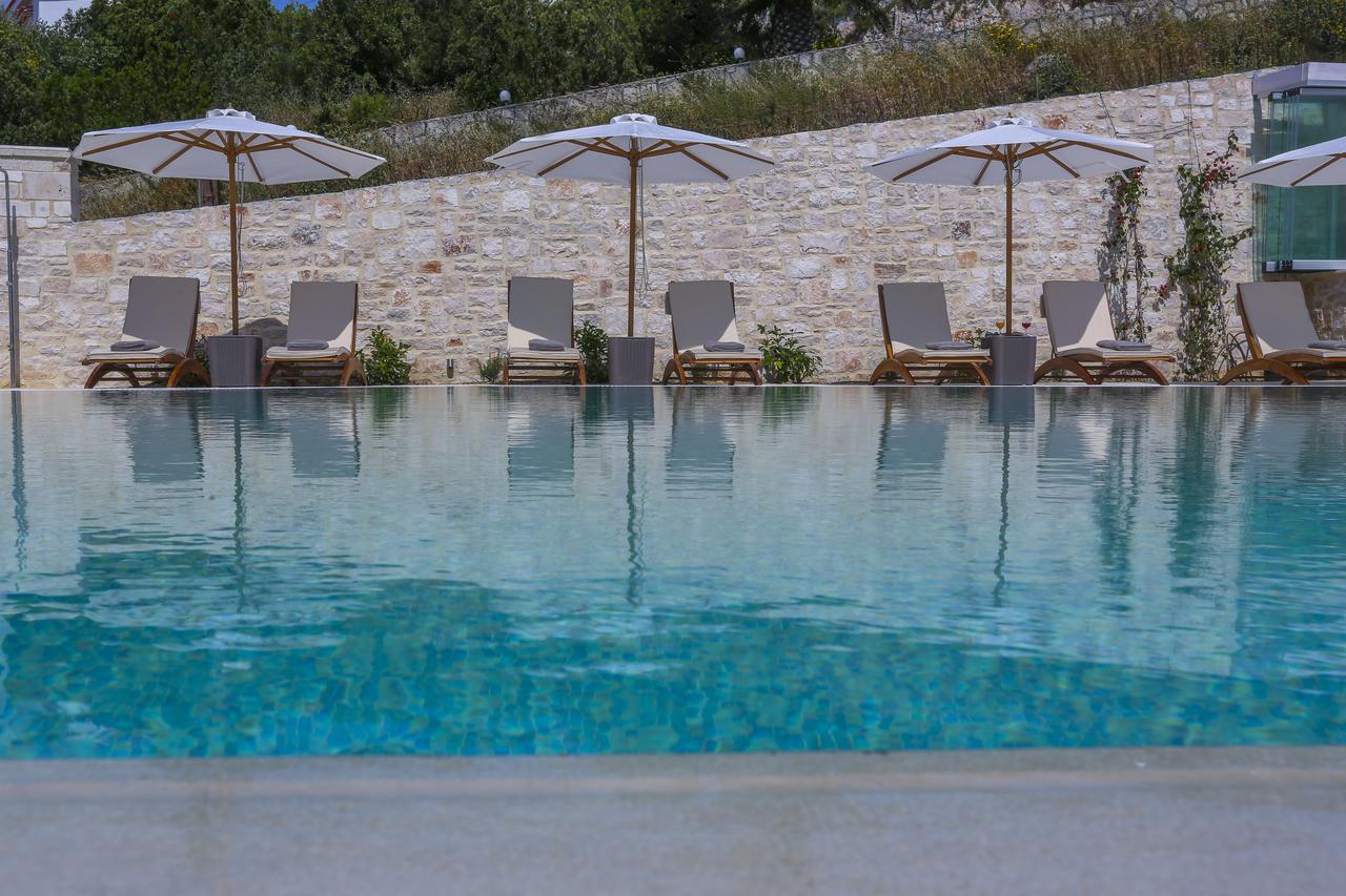 Petani Resort Vovikes Exterior photo