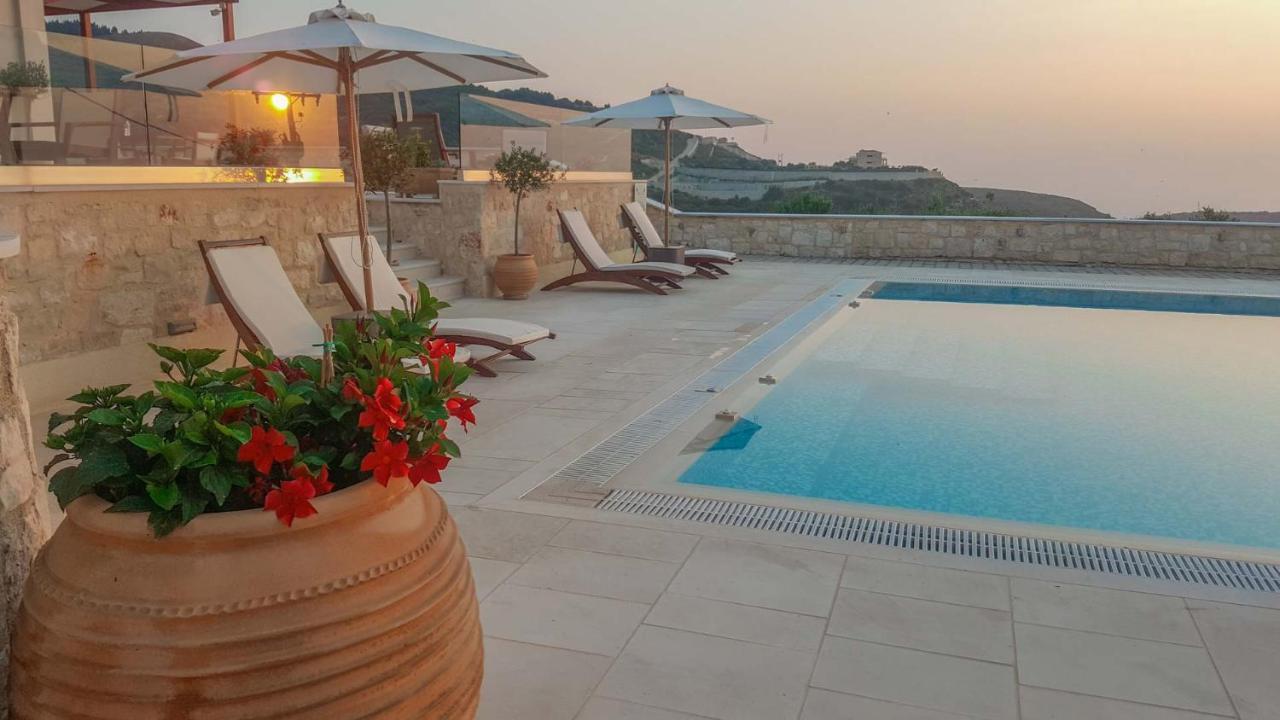 Petani Resort Vovikes Exterior photo